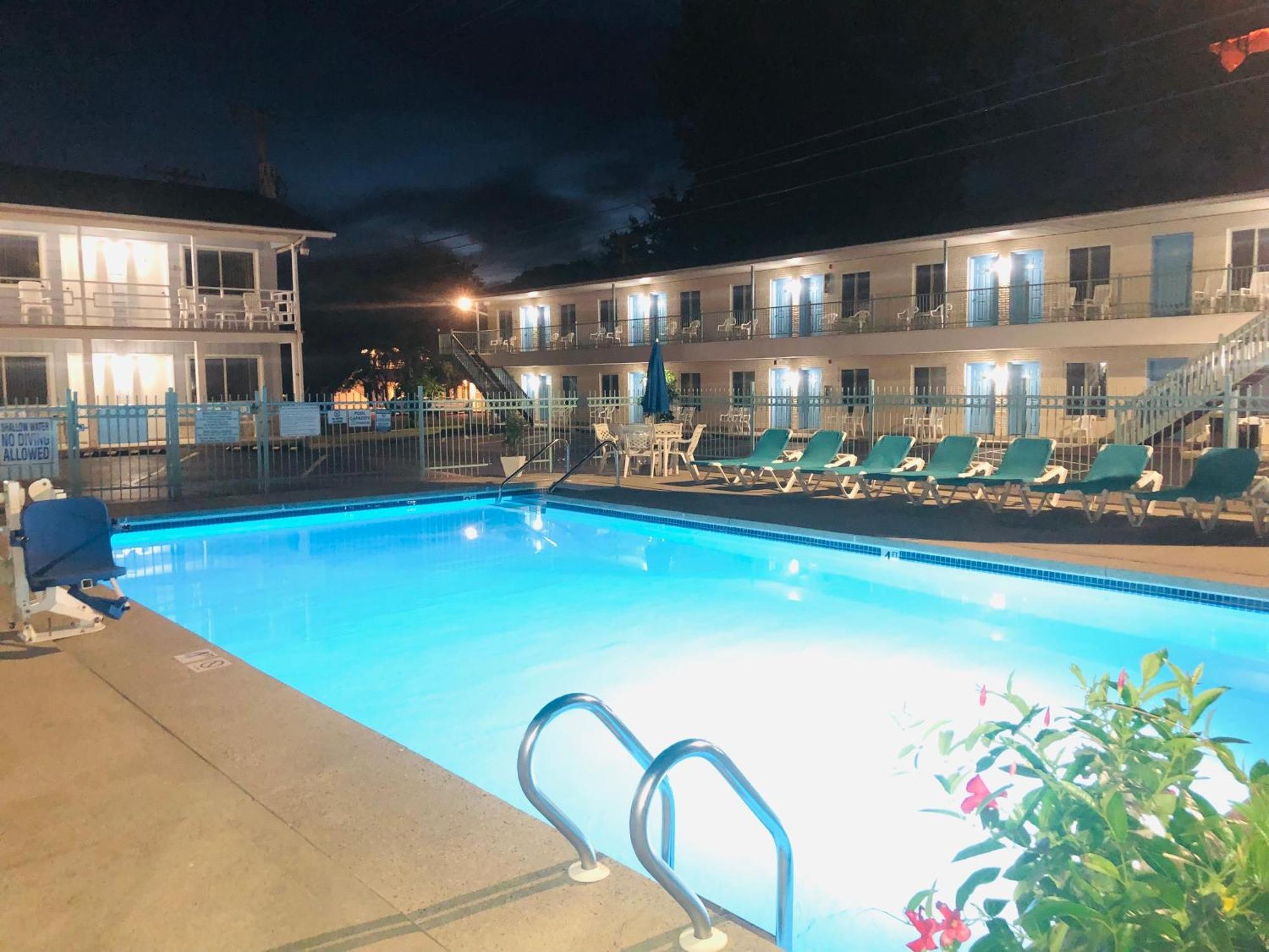 Starlite Motel Wisconsin Dells Εξωτερικό φωτογραφία